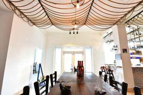 红原等风来国际青年旅舍