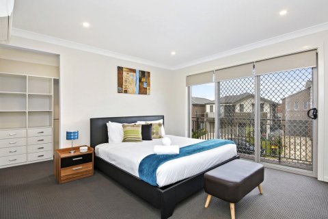 悉尼高山广场别墅酒店(Alpine Place Villas  Sydney)