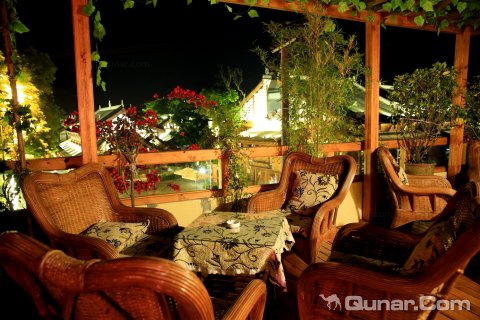 平乐古镇花间雅阁