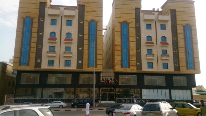 黄金布亚里阿尔科巴尔酒店(Golden Bujari Al Khobar Hotel)