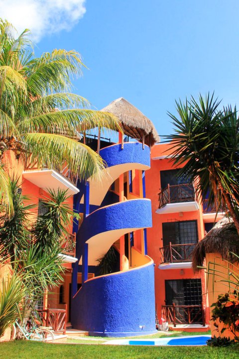 维达海滩套房酒店(Vida Playa Suites)