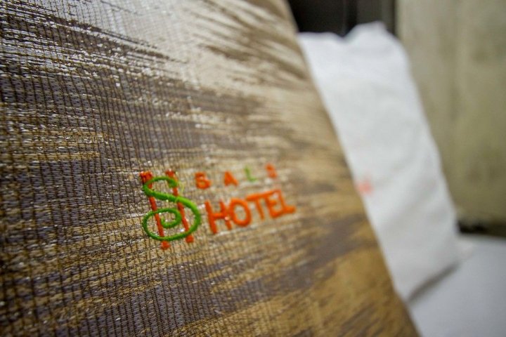 Sals Hotel