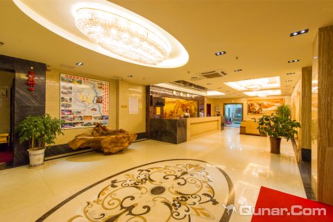 君临大酒店(阳朔西街乌布小镇店)