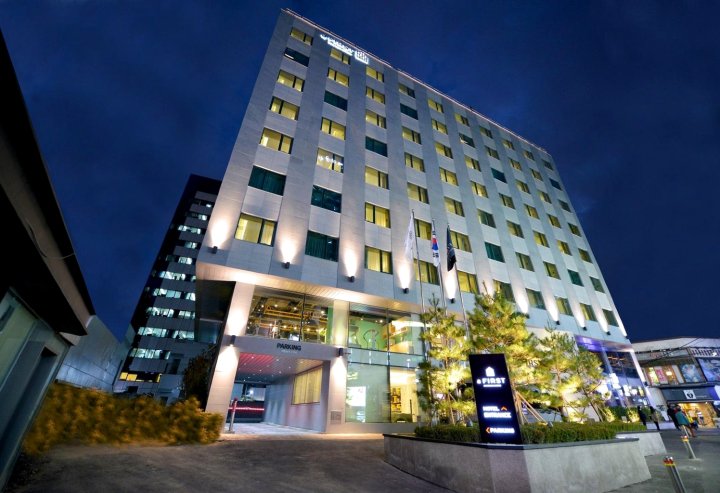 明洞第一酒店(aFIRST Hotel Myeongdong)
