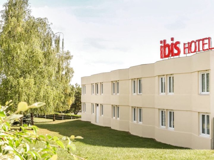 宜恩沙隆香槟酒店(Ibis Chalons en Champagne)