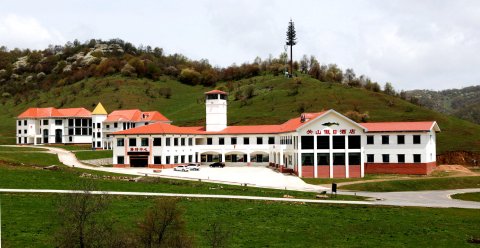 陇县关山牧场度假村酒店预订_宾馆住宿旅馆价