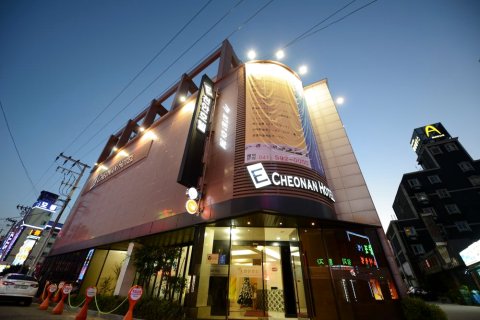 E天安酒店(E Cheonan Hotel)