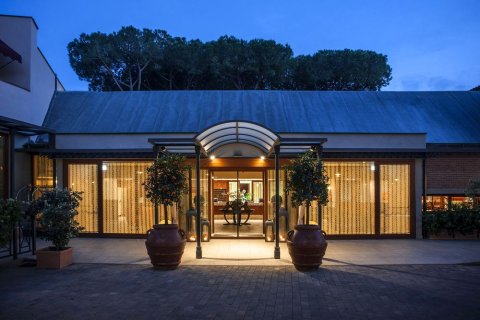 里瓦德尔索尔SPA度假酒店(Riva Del Sole Resort & Spa)