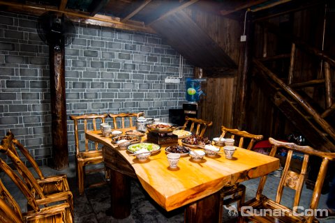 花筑·白河花谷客栈(芙蓉镇瀑布店)