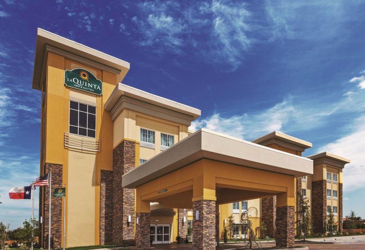 威奇托福尔斯 - MSU 区温德姆拉昆塔酒店(La Quinta Inn & Suites by Wyndham Wichita Falls - MSU Area)