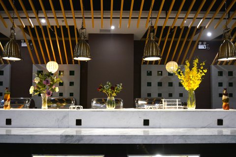 丹东国门青云酒店(鸭绿江断桥火车站店)