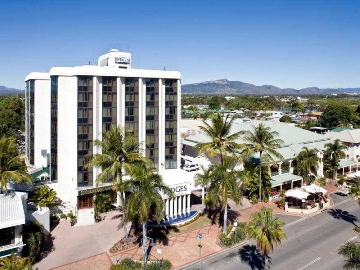 汤斯维尔市莱吉斯南岸酒店(Rydges Southbank Townsville)