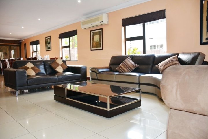 纳塔尔北德本舒适窝旅馆(Cozy Nest Guest House - Durban North, Natal)