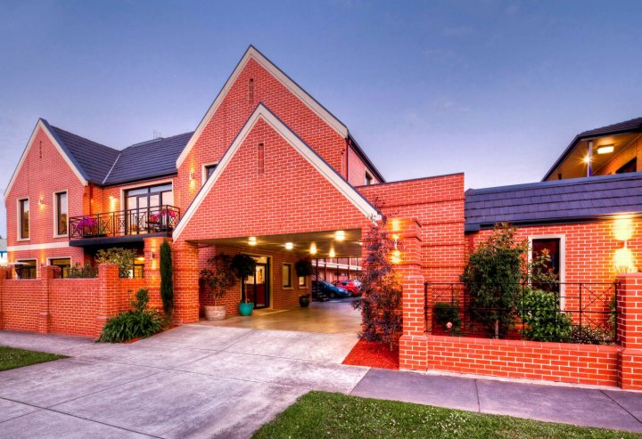 贝斯特韦斯特优质巴拉腊特套房汽车旅馆(Best Western Plus Ballarat Suites)