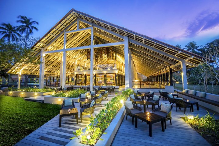 卡卢特勒安纳塔拉度假酒店(Anantara Kalutara Resort)
