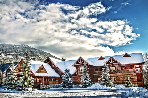 冰屋度假酒店(Glacier House Hotel & Resort)