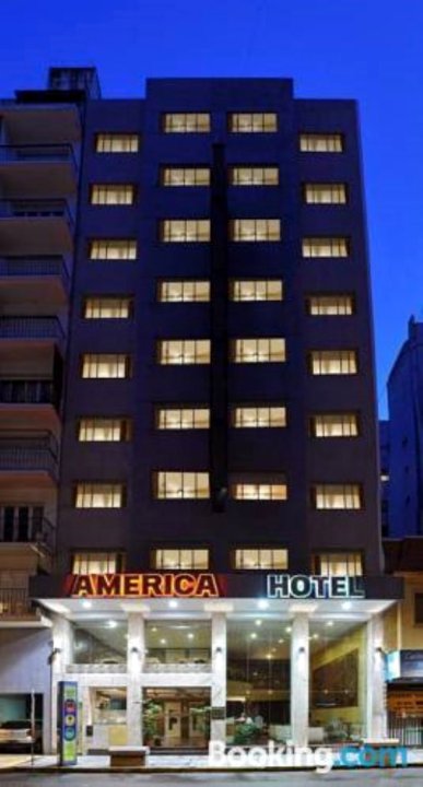 美国酒店(Hotel América)