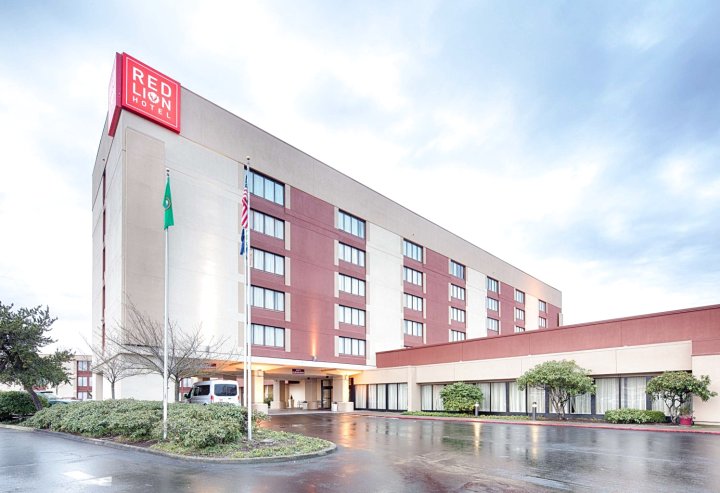 红狮酒店及会议中心 - 西雅图/伦顿(Red Lion Hotel & Conference Center - Seattle/Renton)