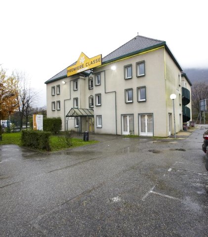 沃雷普格兰诺伯酒店(Hôtel Grenoble Voreppe)
