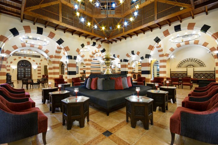 贾兹马卡迪绿洲度假酒店(Jaz Makadi Oasis Resort)