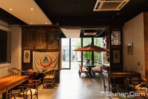 景德镇国际青年旅舍(陶溪川文创街区雕塑瓷厂店)