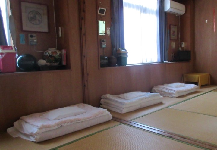 皇家海滨小屋 网元〈久米岛〉(Ryokan Royal Beach Lodge Amimoto)