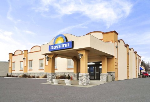 布兰普顿戴斯酒店(Days Inn by Wyndham Brampton)