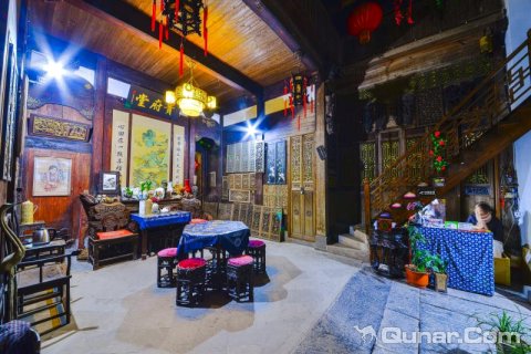 西递贵府堂客栈