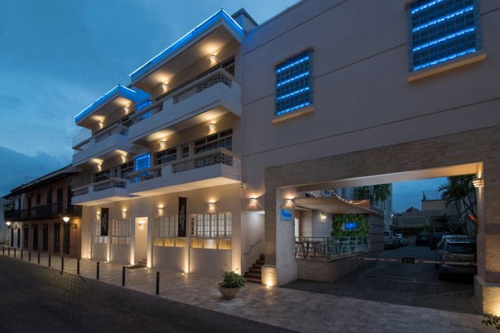 霍德帕加勒比殖民酒店(Hodelpa Caribe Colonial)