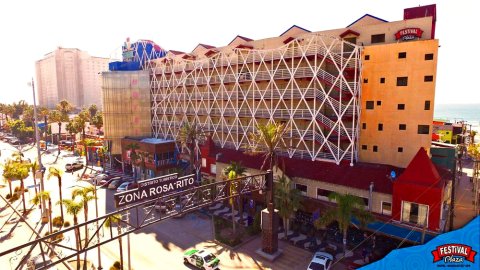 普拉亚斯罗萨里托庆典广场酒店(Hotel Festival Plaza Playas Rosarito)