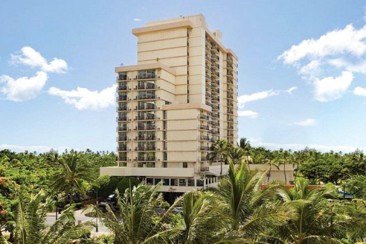 鲁阿纳威基基阿瓜精品酒店(Luana Waikiki Hotel & Suites)