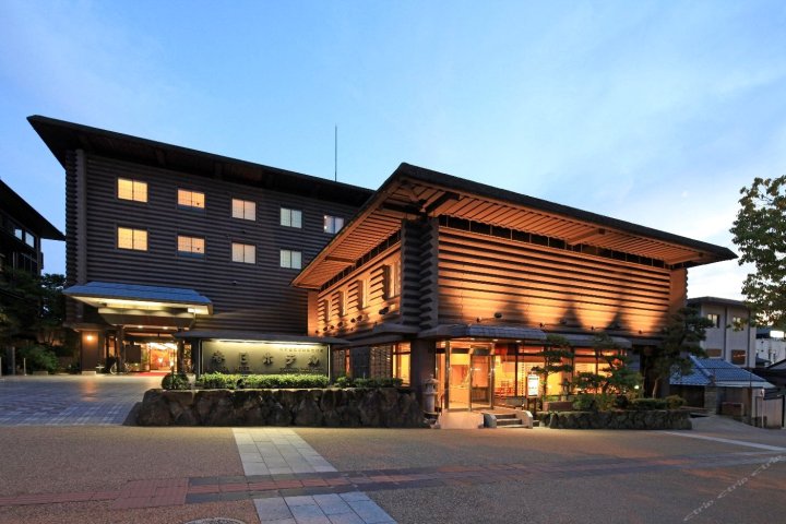 春日酒店(Kasuga Hotel)