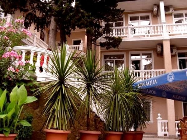 雅尔塔酒店(Park-Hotel Yalta)