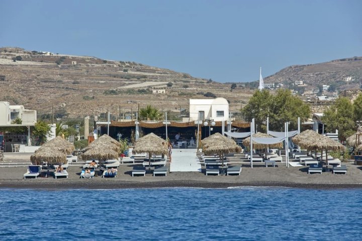波赫套房酒店(Boho Suites Santorini)