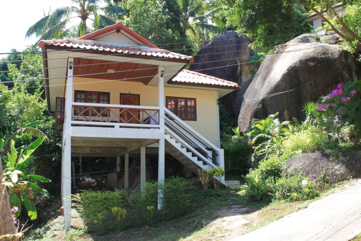 苏梅岛普西拉度假村(Phu Sila Resort Koh Samui)
