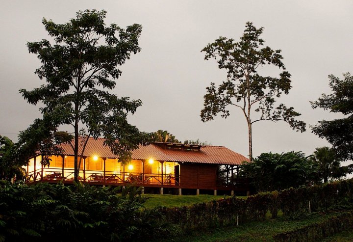 安妮塔雨林牧场酒店(La Anita Rain Forest)