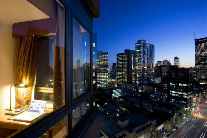 墨尔本短期出租 - 1333 Exhibition街 - 三卧室顶层房(Rentals Short Term - 333 Exhibition Street, Melbourne, Vic, 3000 - Three Bedroom Penthouse)