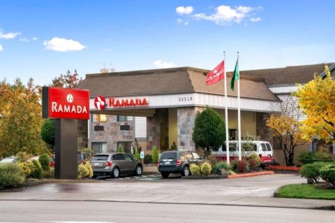 西雅图华美肯特酒店(Ramada by Wyndham Kent Seattle Area)