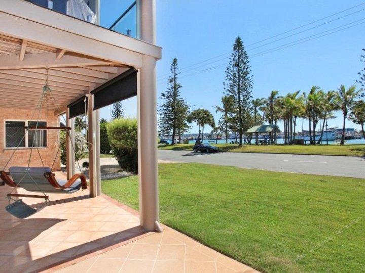 悉尼生态海滩别墅 - 邦迪海滩度假屋(Eco Beach House - A Bondi Beach Holiday Home Sydney)