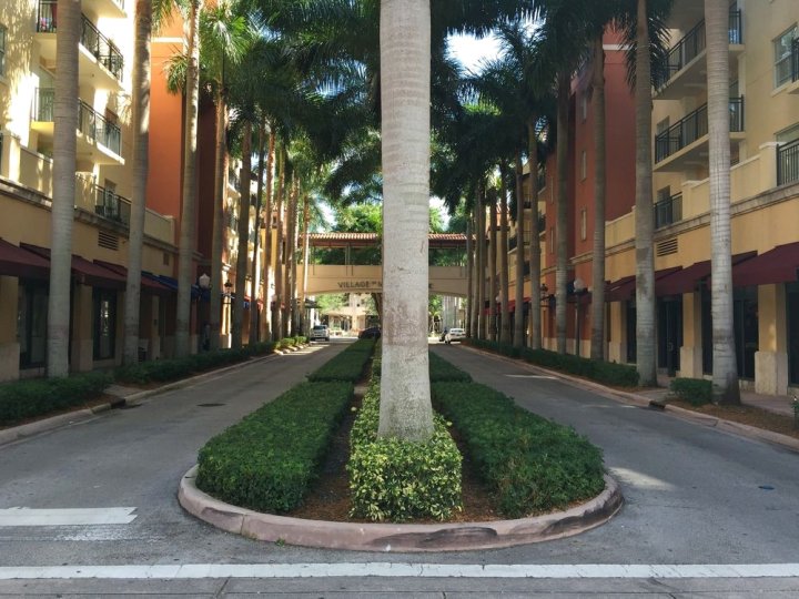 LYX迈阿密珊瑚阁奢华套房公寓(Lyx Suites at Merrick Park in Coral Gables)