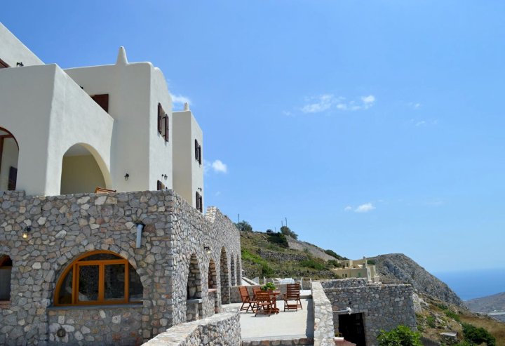 夏崔肯圣托里尼别墅(Zatrikion Santorini Villas)