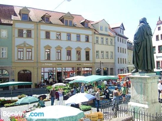 "goethezimmer" Ferienwohnung Und Zimmer am Burgplatz