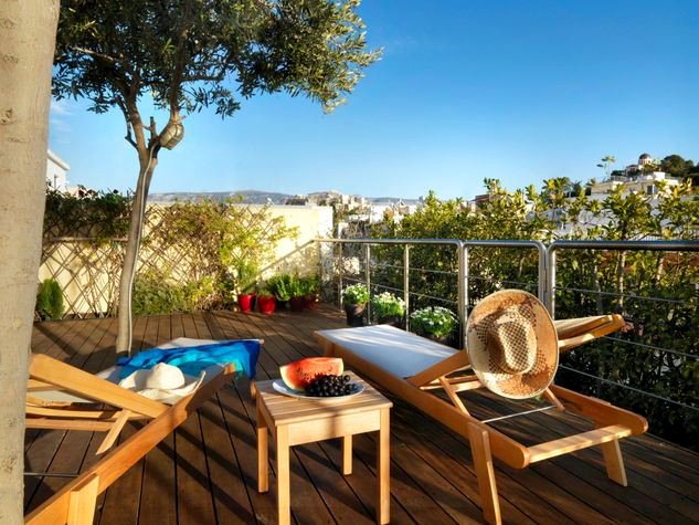 Apartment with Heated Pool & Acropolis View