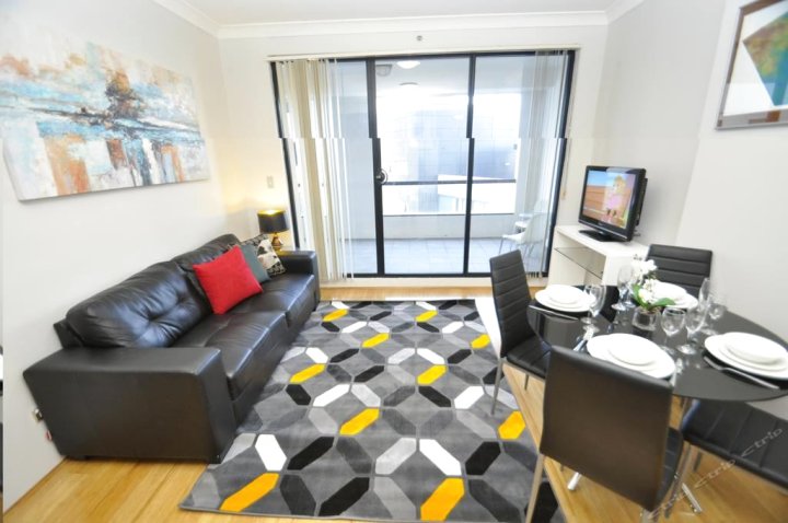 悉尼莎梨山精装自助一卧公寓(Surry Hills Fully Self Contained Modern 1 Bed Apartment Sydney)