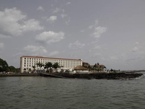 卡马耶尼帕尔姆酒店(Palm Camayenne)
