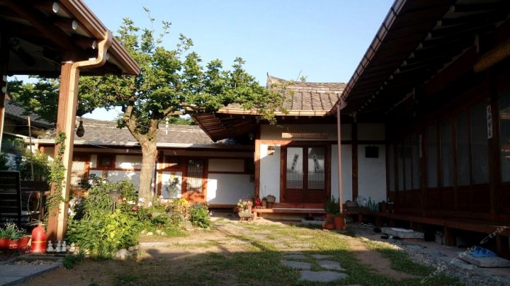 庆州休院韩屋民宿(Huewon Hanok House Gyeongju)