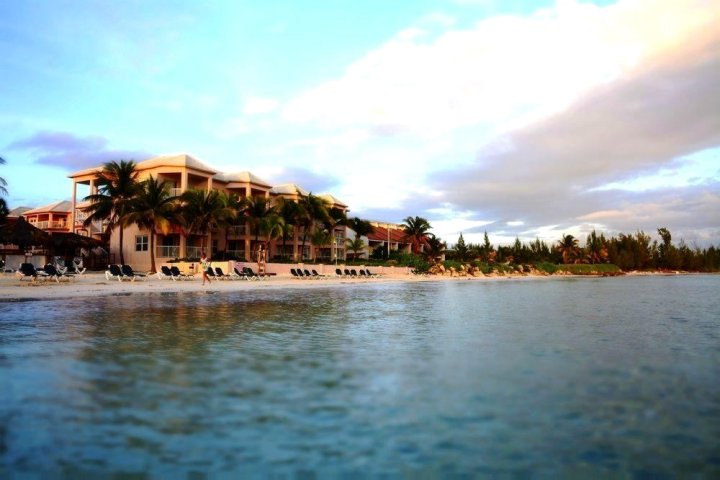 岛海洋度假村(Island Seas Resort)