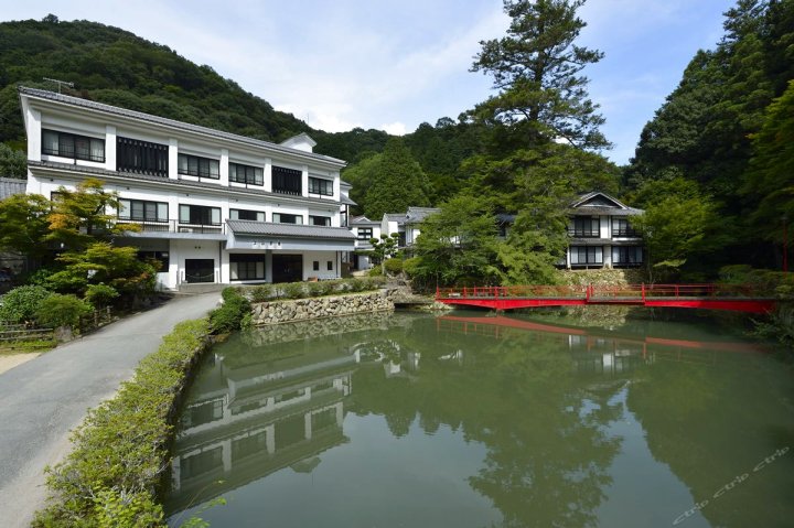 上山旅馆(Ueyama Ryokan)