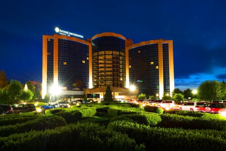 阿拉木图洲际酒店(InterContinental Almaty)