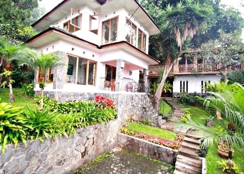 迪马雅小屋酒店(De Maya Cottage by HouseinBandung)